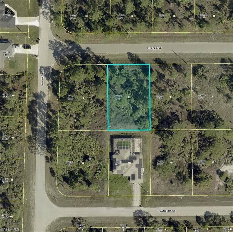926 Filbert St, Lehigh Acres, FL 33974-1