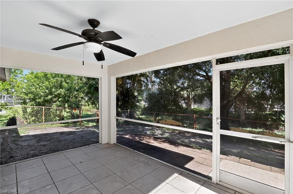 8155 Caloosa Rd, Fort Myers, FL 33967-25