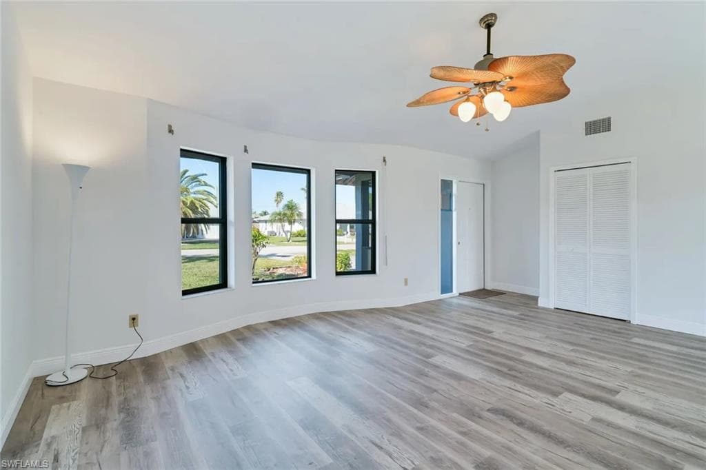 4145 6th Pl, Cape Coral, FL 33914-15