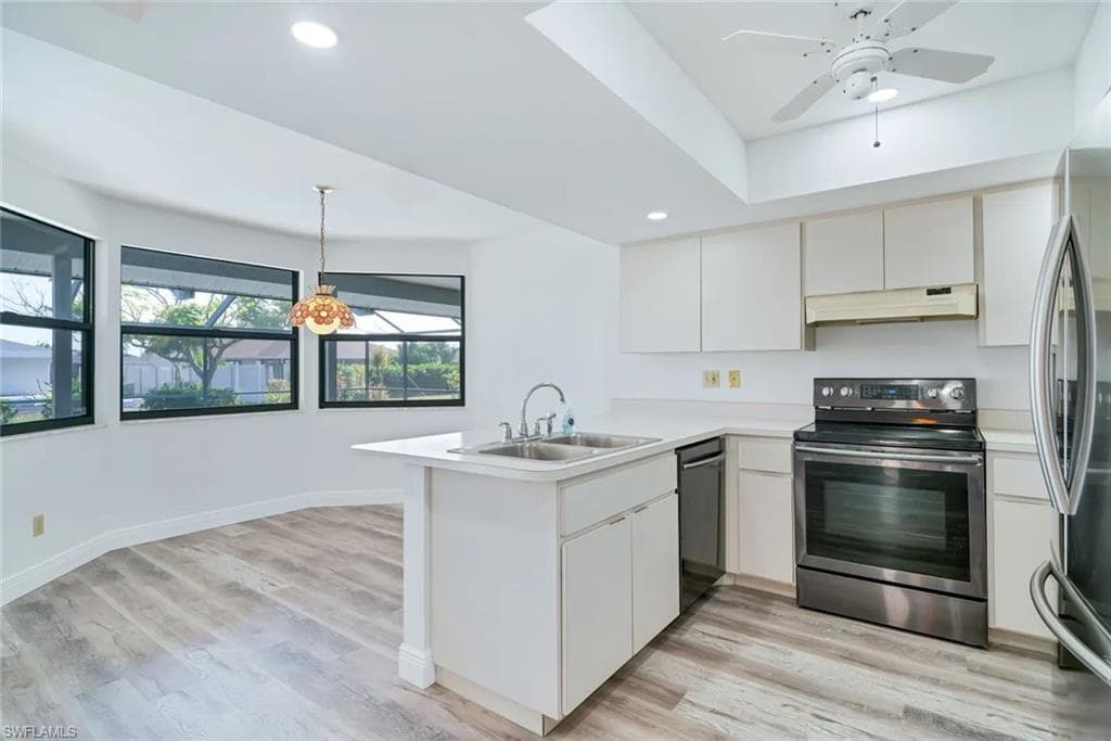 4145 6th Pl, Cape Coral, FL 33914-17