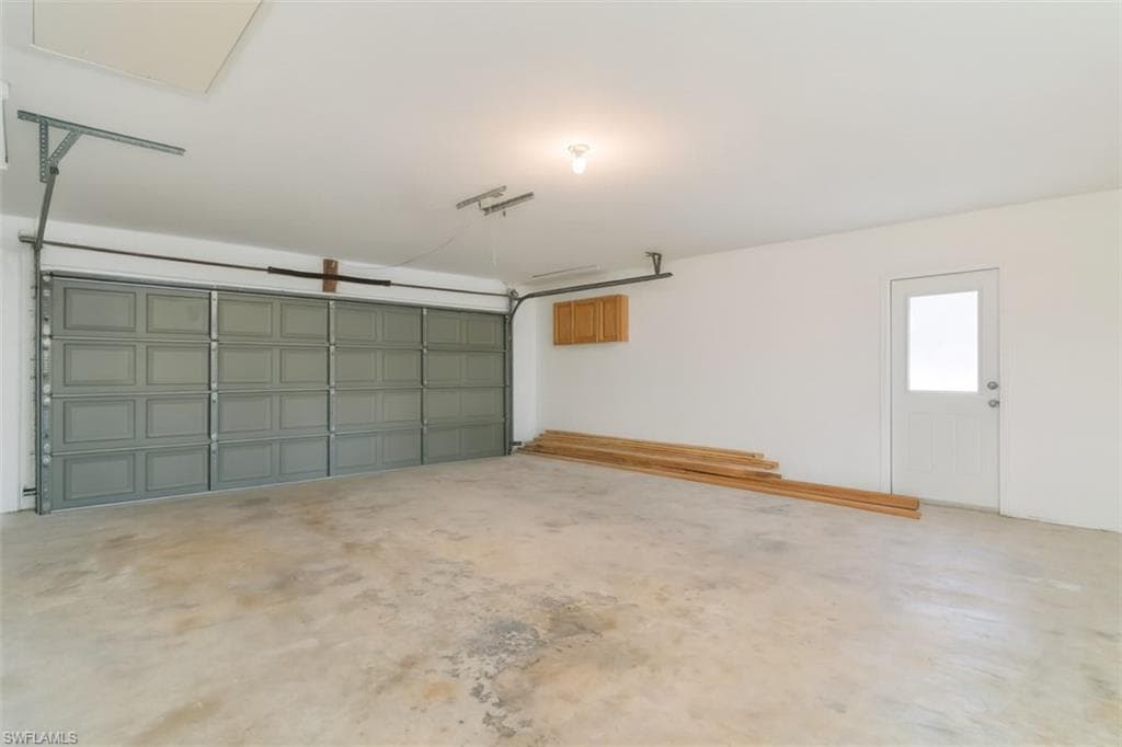 4145 6th Pl, Cape Coral, FL 33914-29