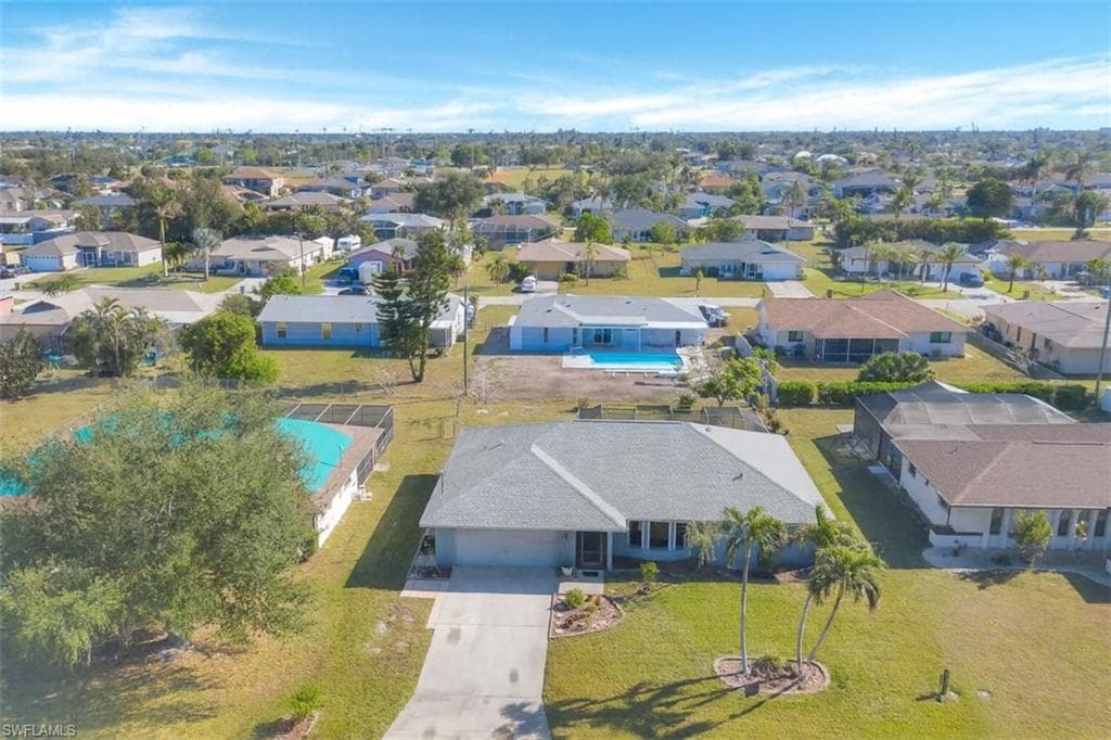 4145 6th Pl, Cape Coral, FL 33914-3