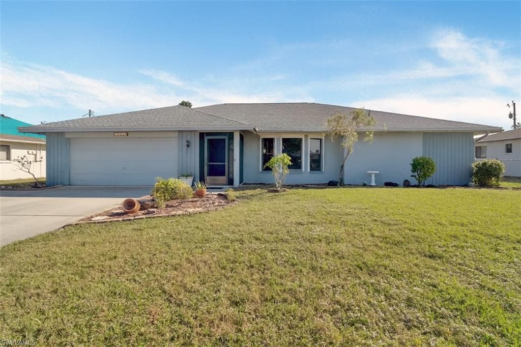 4145 6th Pl, Cape Coral, FL 33914-4