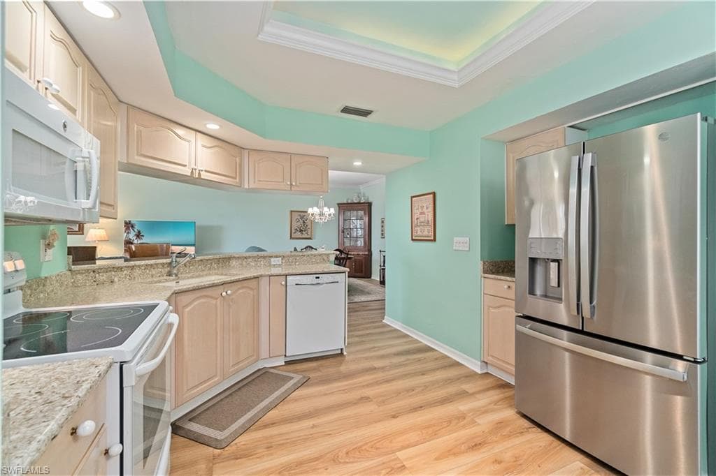 6537 Marissa Loop 11, Naples, FL 34108-18