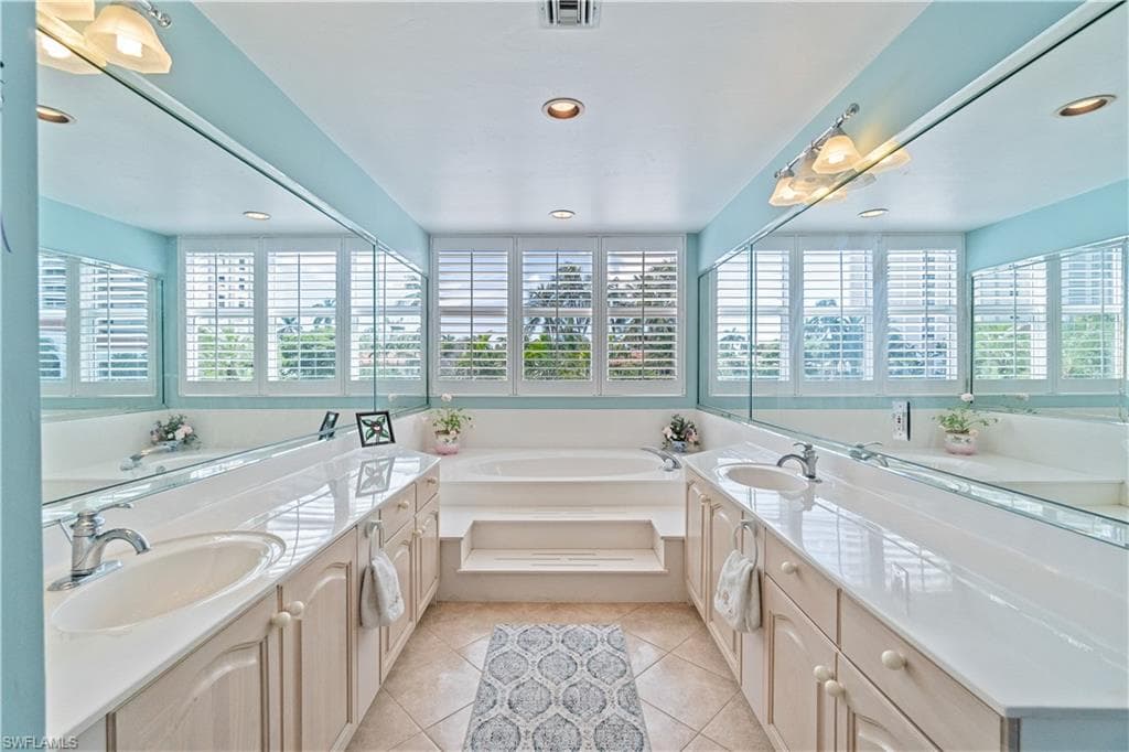 6537 Marissa Loop 11, Naples, FL 34108-24