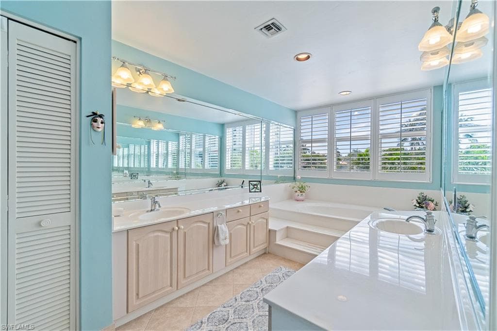 6537 Marissa Loop 11, Naples, FL 34108-25