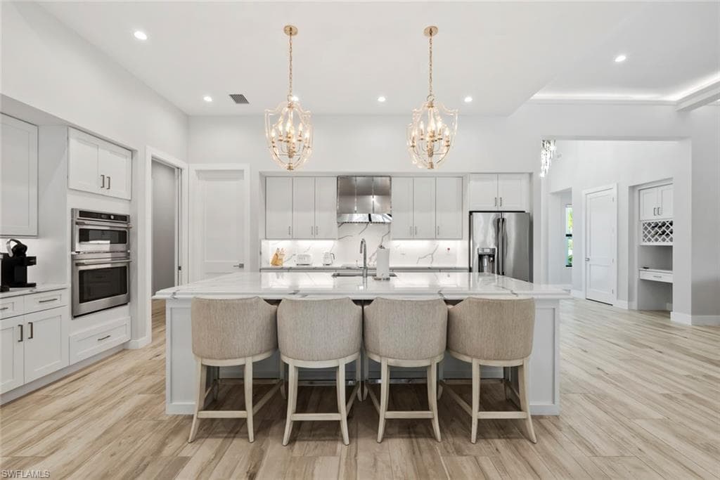 9974 Winterview Dr, Naples, FL 34109-17