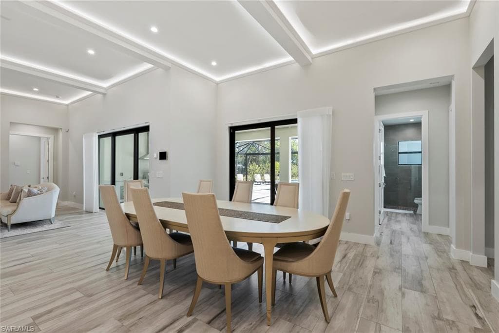 9974 Winterview Dr, Naples, FL 34109-23