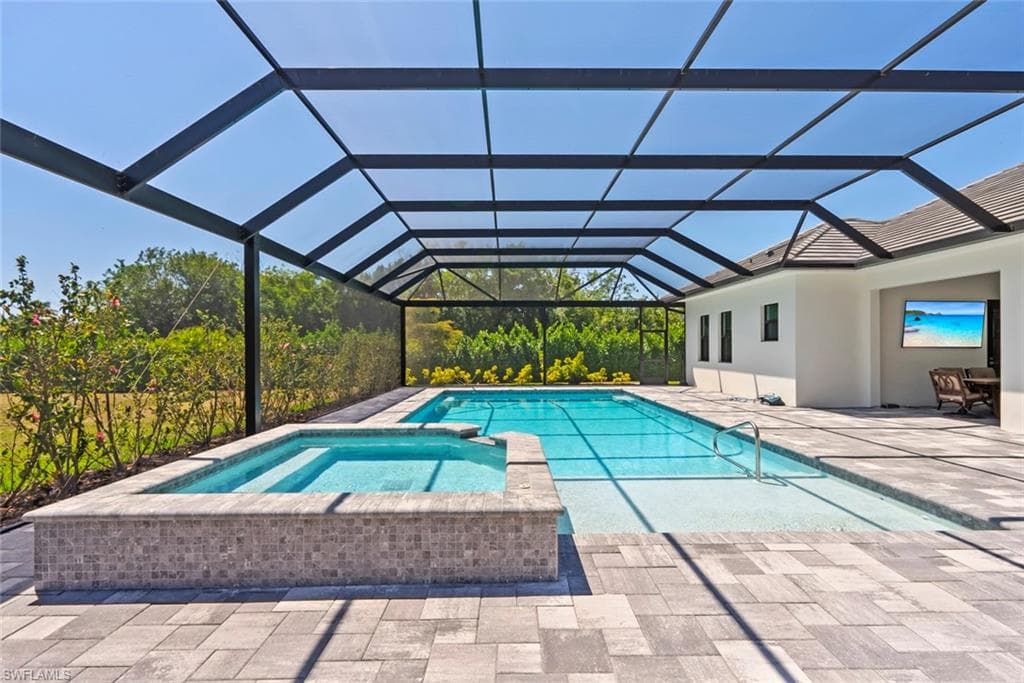 9974 Winterview Dr, Naples, FL 34109-6