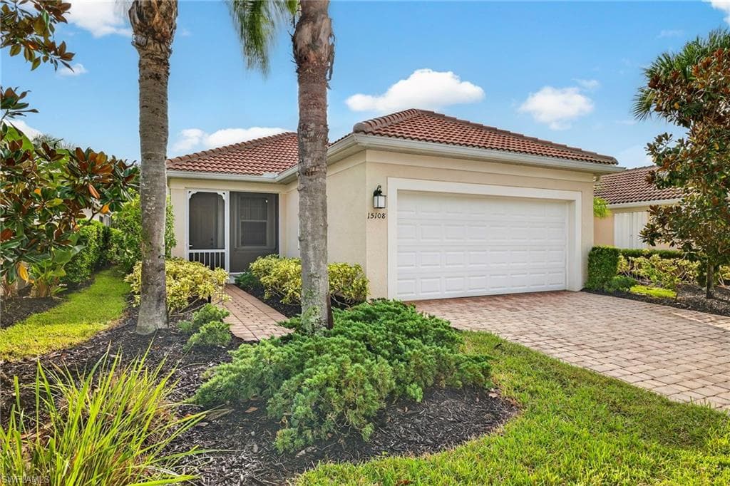 15108 Estuary Cir, Bonita Springs, FL 34135-1
