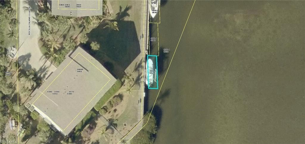 16600 Bocilla Island Club Dr, Bokeelia, FL 33922-3