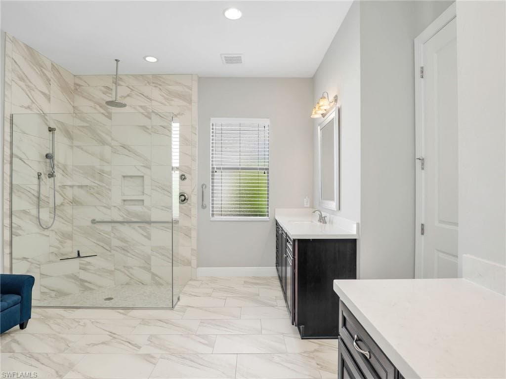 2079 Antigua Ln N, Naples, FL 34120-36