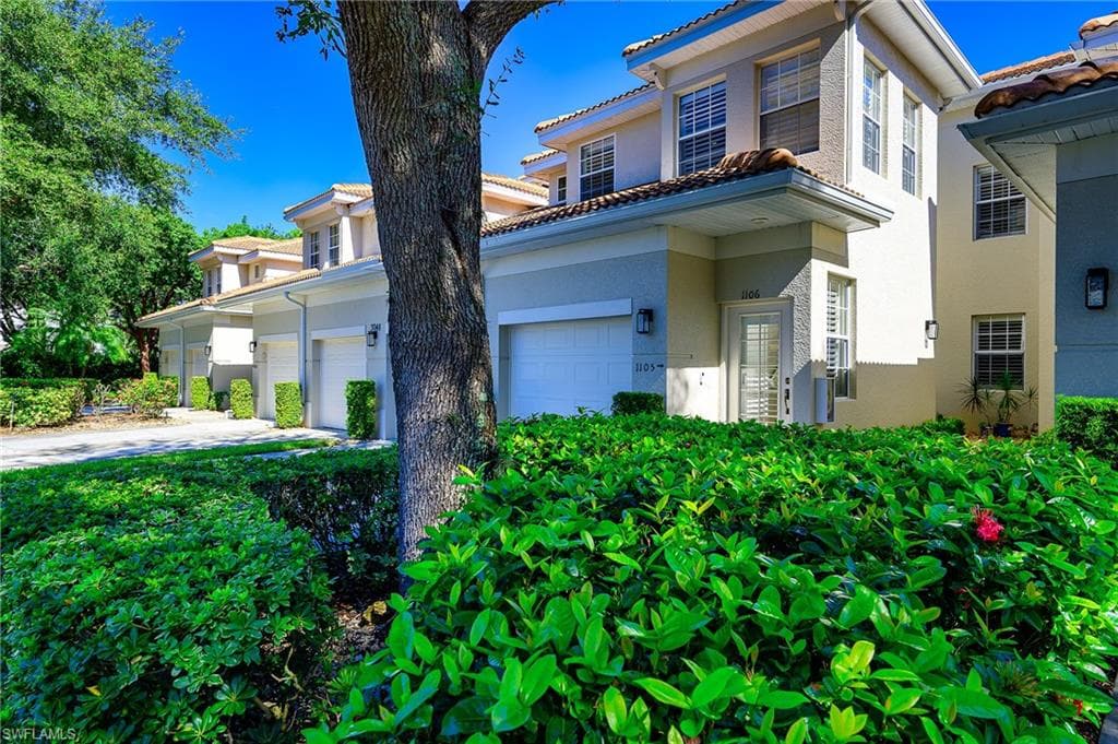 3048 Horizon Ln 1106, Naples, FL 34109-1