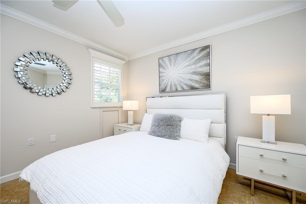 3048 Horizon Ln 1106, Naples, FL 34109-22