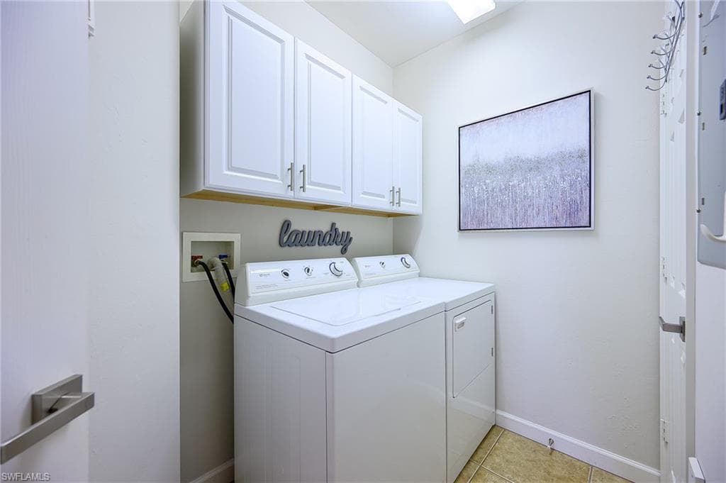 3048 Horizon Ln 1106, Naples, FL 34109-26