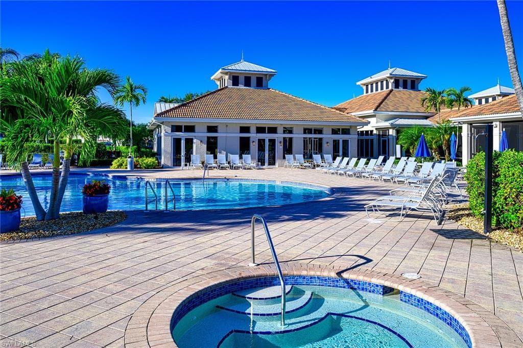 3048 Horizon Ln 1106, Naples, FL 34109-31