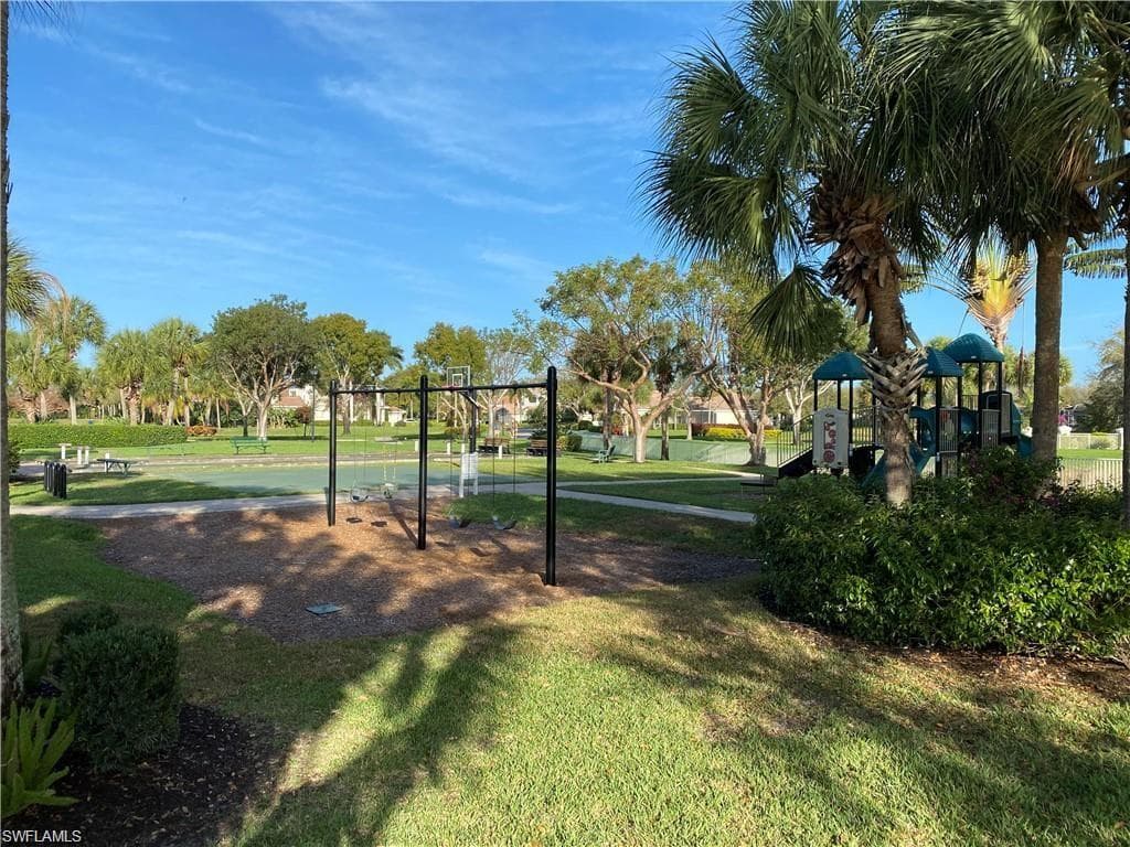 3048 Horizon Ln 1106, Naples, FL 34109-46