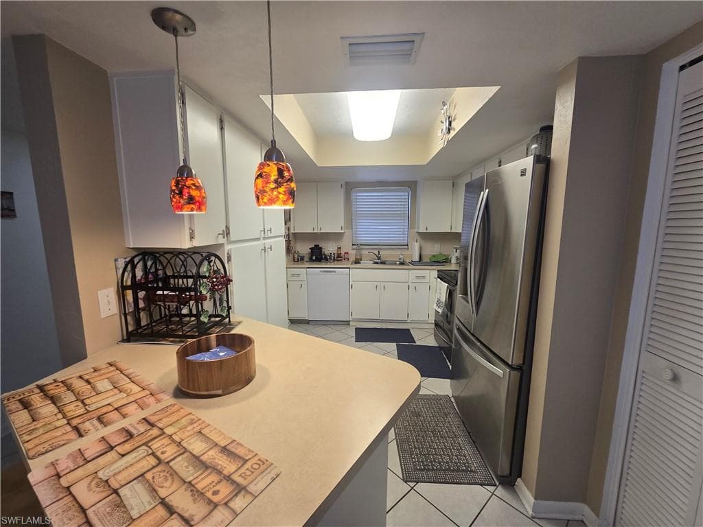 4955 Pepper Cir B105, Naples, FL 34113-9