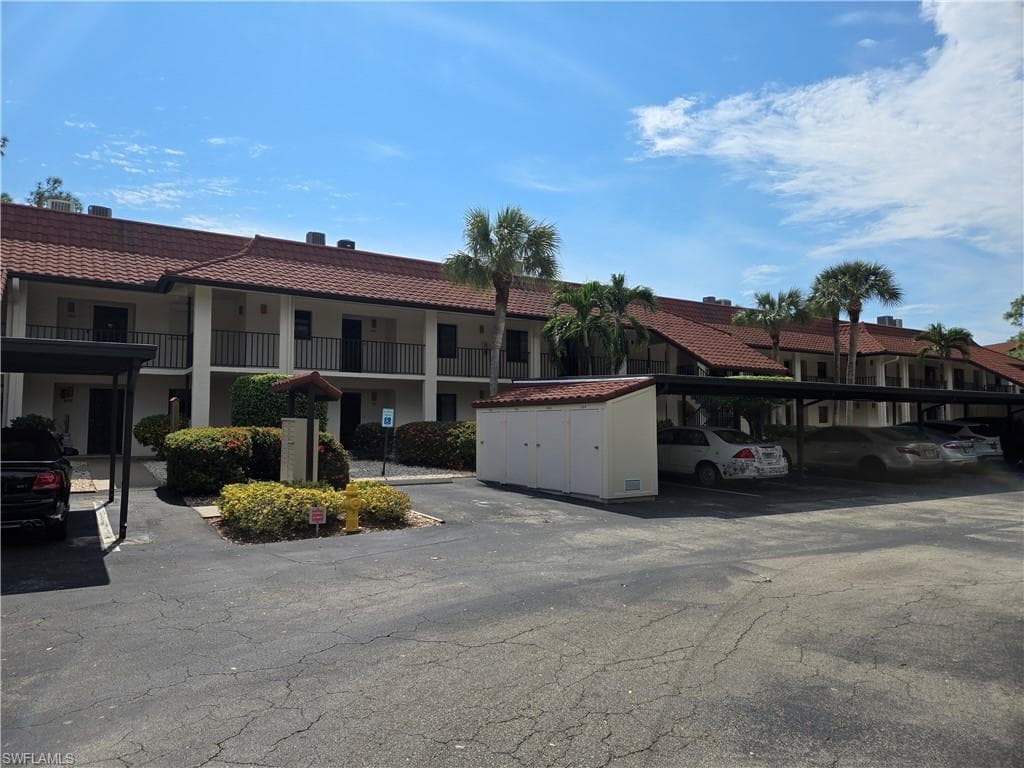 4955 Pepper Cir B105, Naples, FL 34113-1