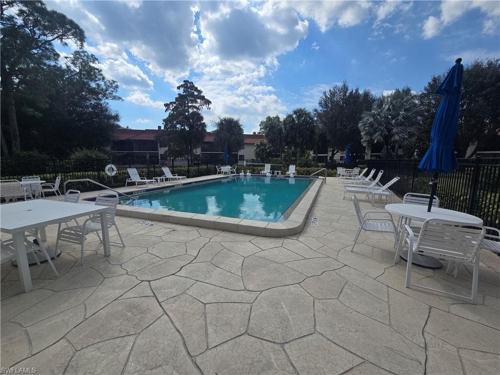 4955 Pepper Cir B105, Naples, FL 34113-35