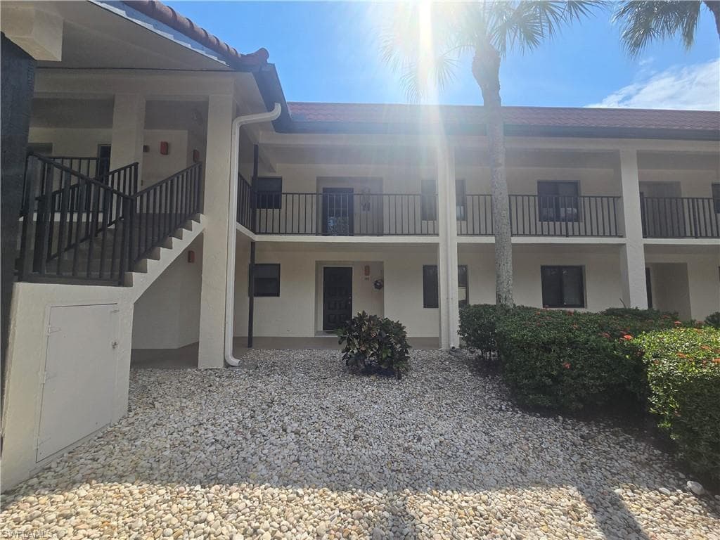 4955 Pepper Cir B105, Naples, FL 34113-4