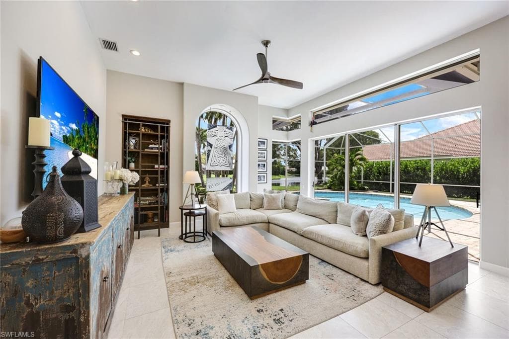 7998 Beaumont Ct, Naples, FL 34109-14