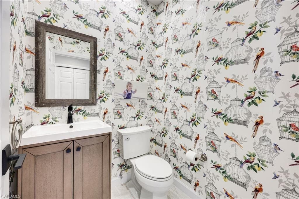 7998 Beaumont Ct, Naples, FL 34109-24