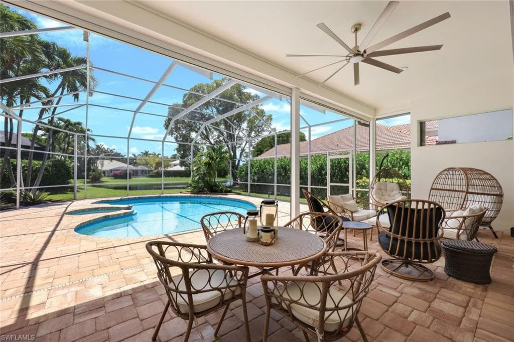 7998 Beaumont Ct, Naples, FL 34109-27