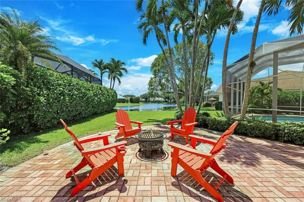 7998 Beaumont Ct, Naples, FL 34109-31