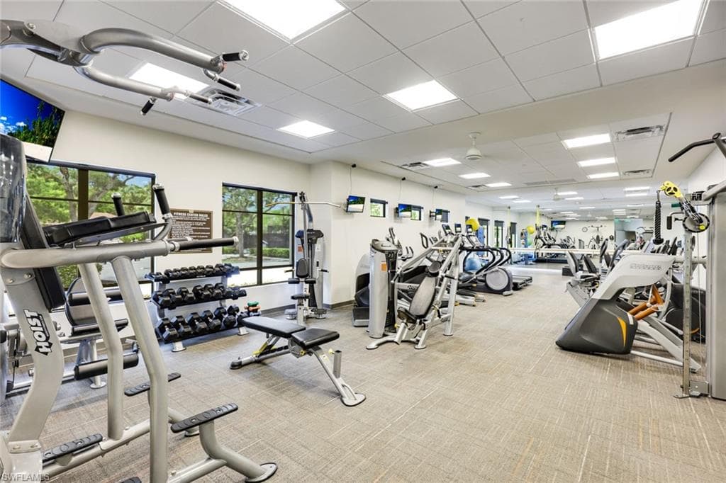 7998 Beaumont Ct, Naples, FL 34109-40
