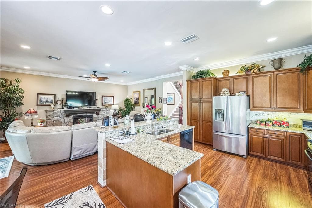 1841 Senegal Date Dr, Naples, FL 34119-19