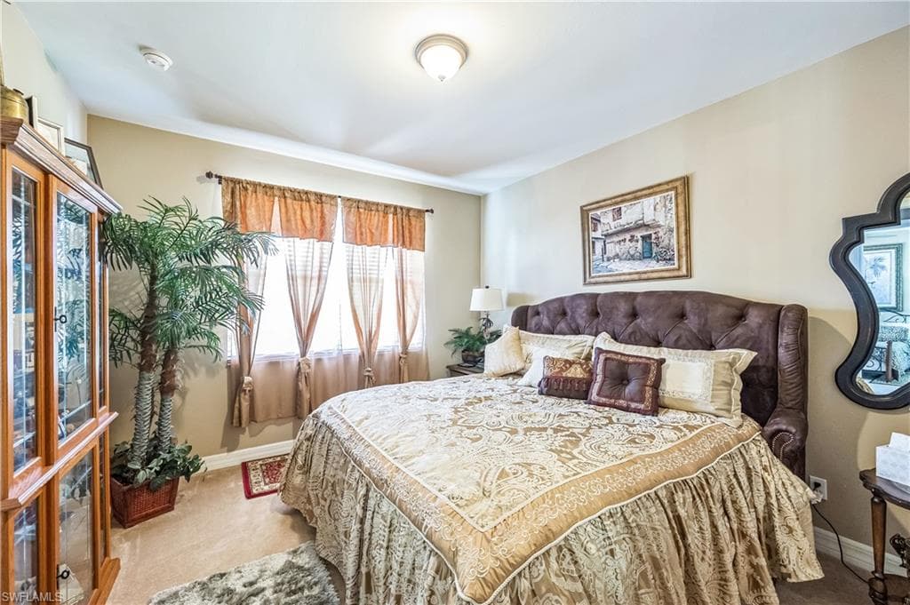 1841 Senegal Date Dr, Naples, FL 34119-26