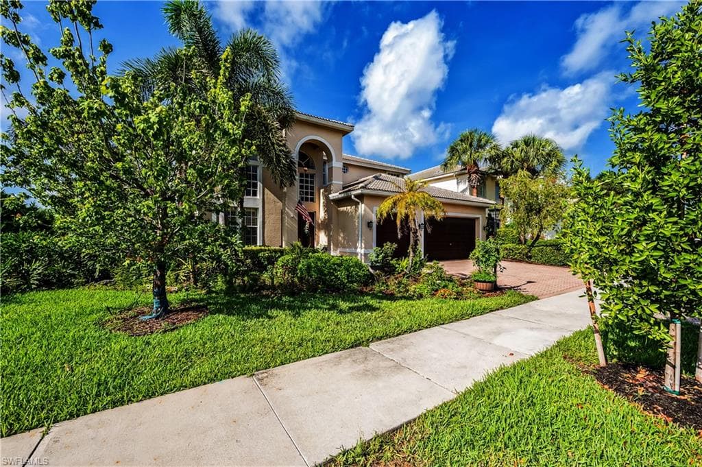 1841 Senegal Date Dr, Naples, FL 34119-3