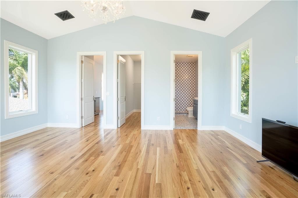 570 96th Ave N, Naples, FL 34108-12