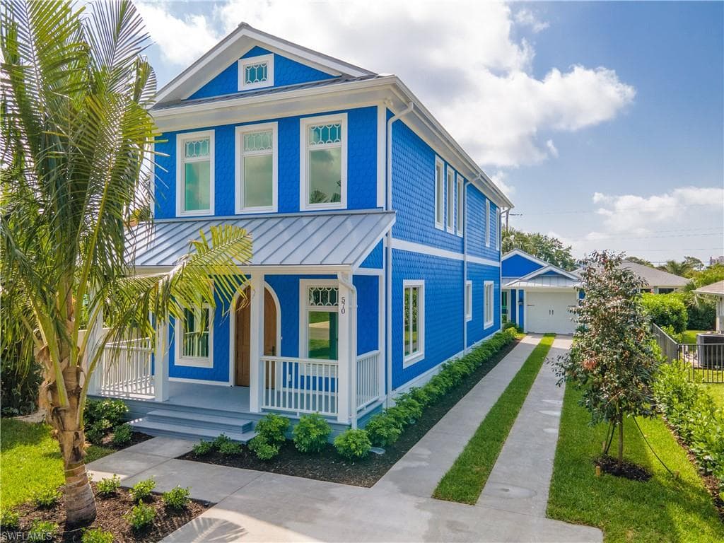 570 96th Ave N, Naples, FL 34108-2