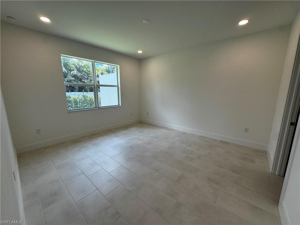 8877 Oceana Way, Naples, FL 34114-10