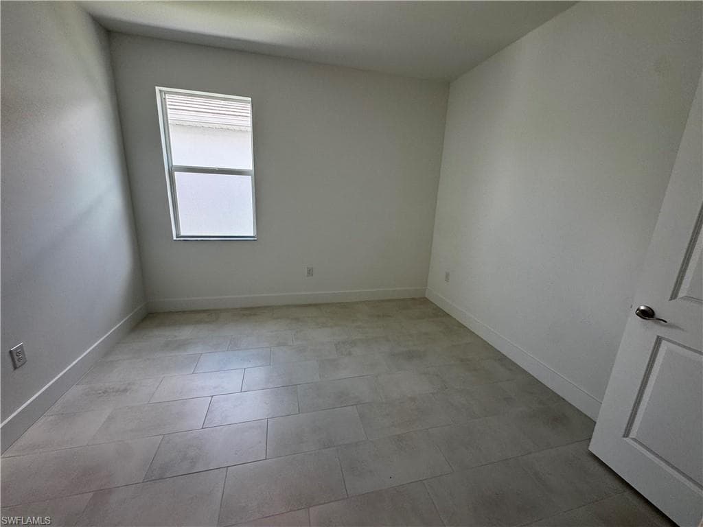 8877 Oceana Way, Naples, FL 34114-13