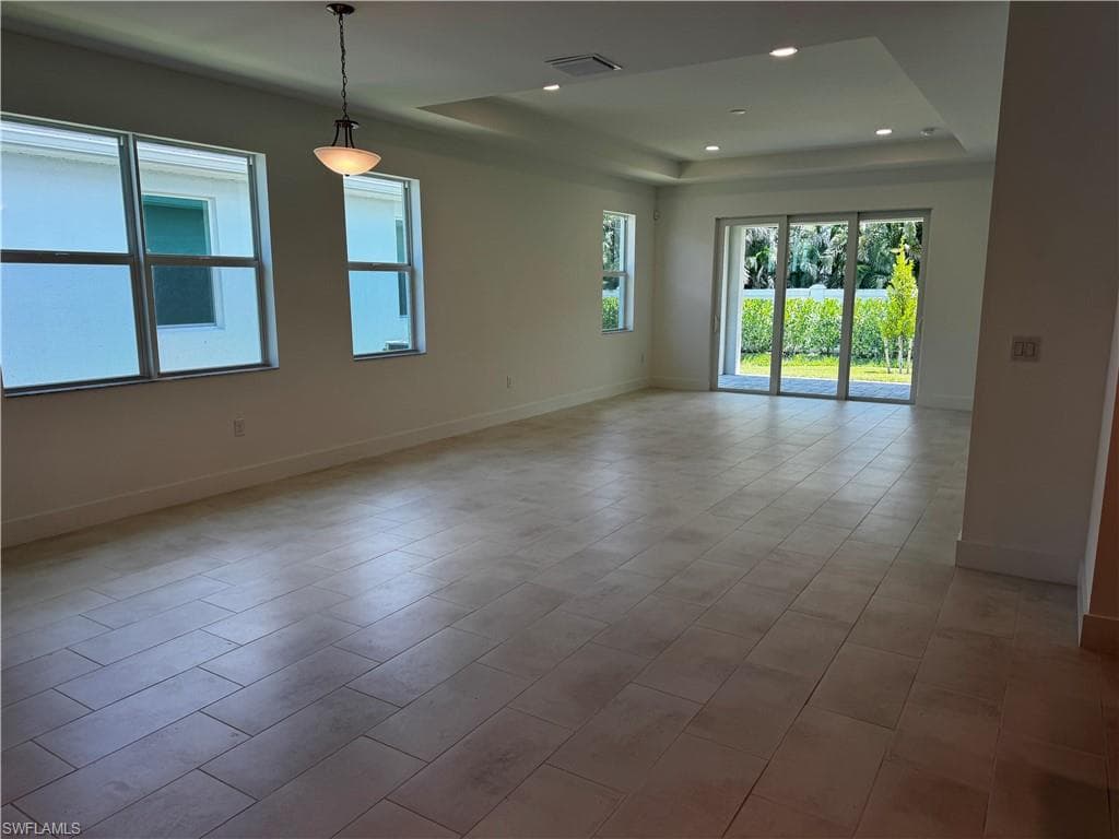 8877 Oceana Way, Naples, FL 34114-6