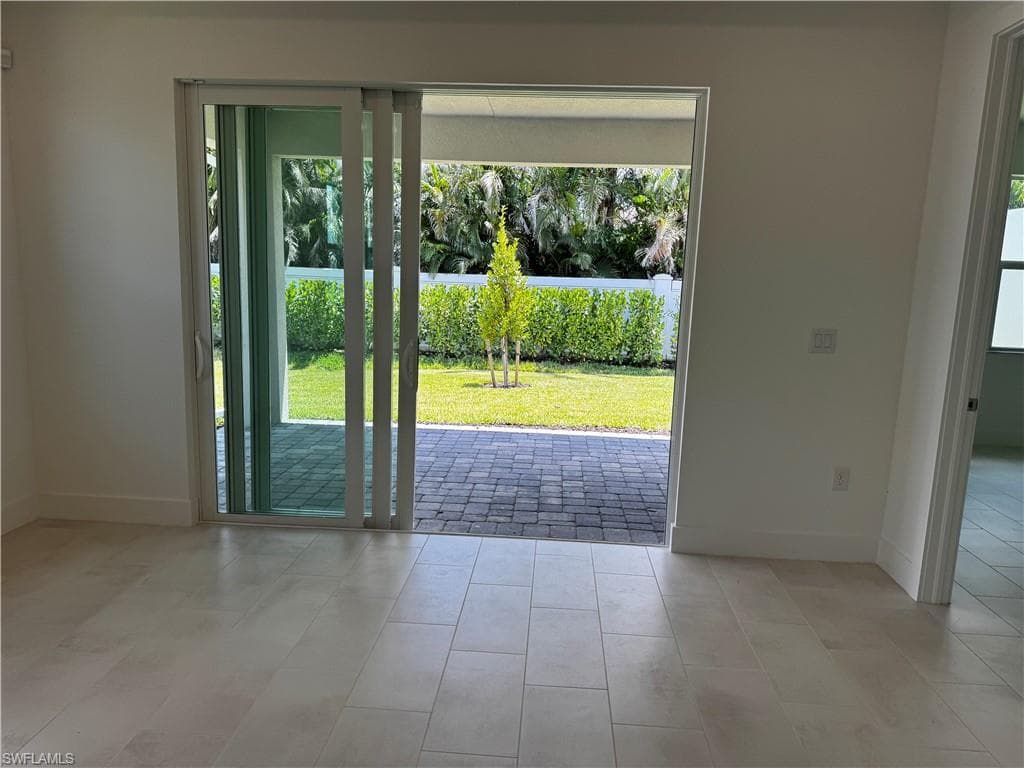 8877 Oceana Way, Naples, FL 34114-7