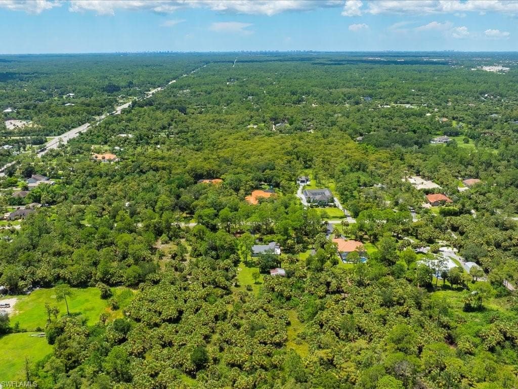 250 17th St NW, Naples, FL 34120-46