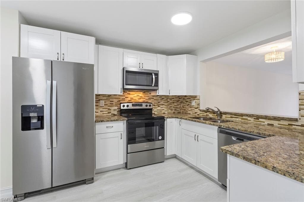 1350 Churchill Cir L104, Naples, FL 34116-10