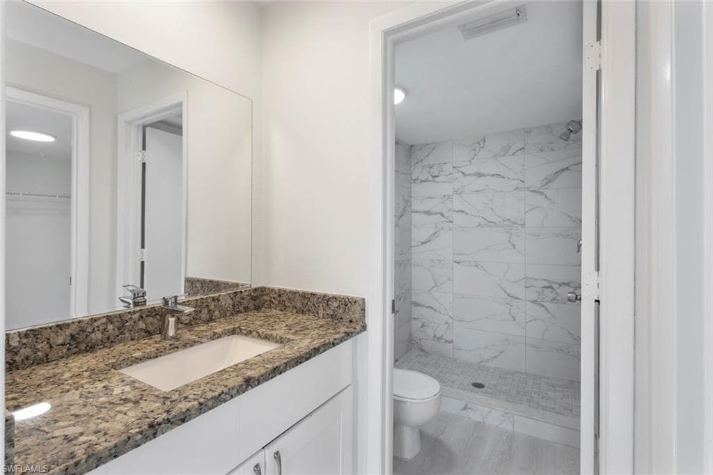 1350 Churchill Cir L104, Naples, FL 34116-17