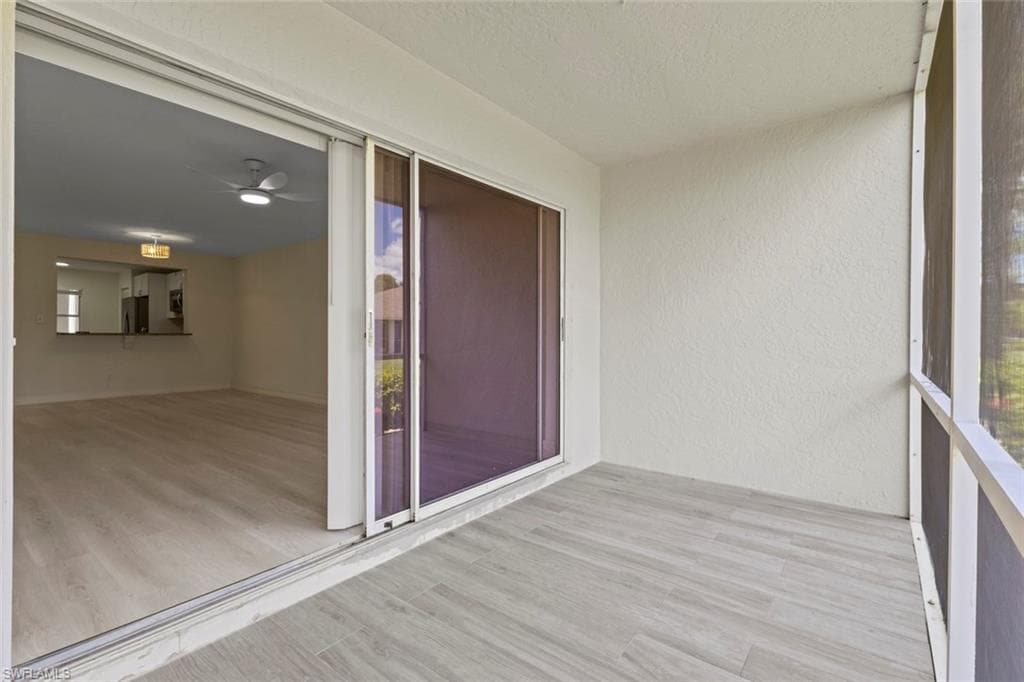 1350 Churchill Cir L104, Naples, FL 34116-27