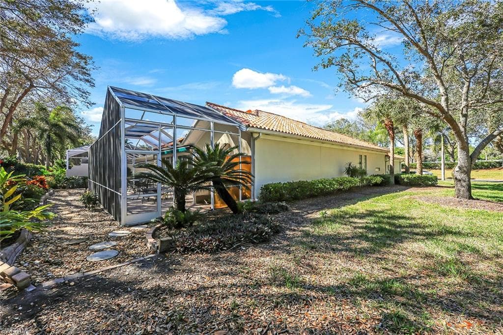 5972 Via Bella Ct, Naples, FL 34109-32