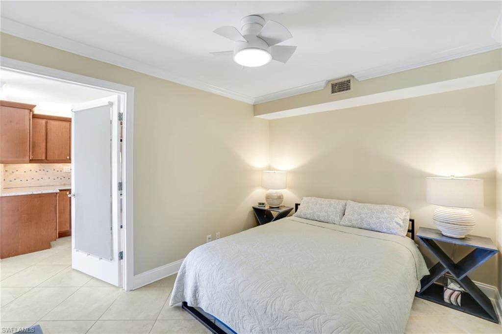 108 Wilderness Dr 132, Naples, FL 34105-18