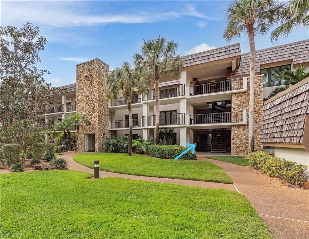 108 Wilderness Dr 132, Naples, FL 34105-20