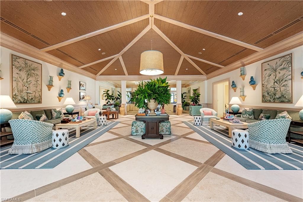 108 Wilderness Dr 132, Naples, FL 34105-26