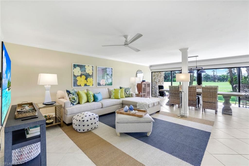 108 Wilderness Dr 132, Naples, FL 34105-1