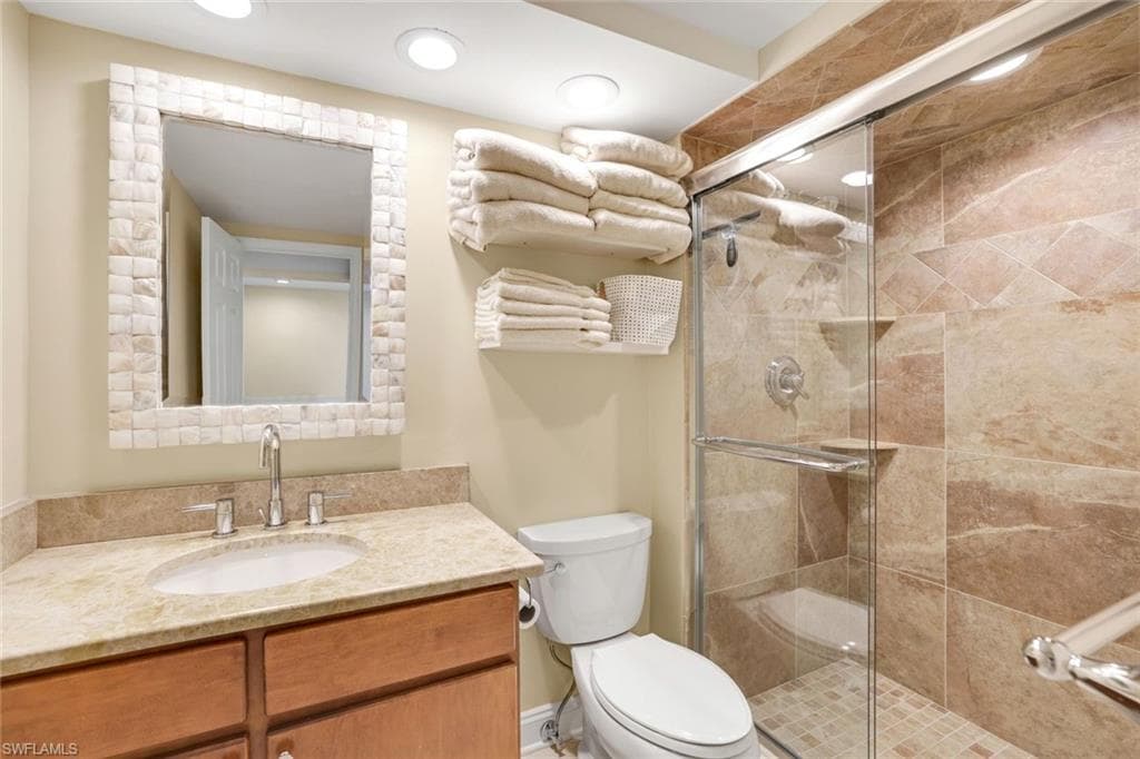 108 Wilderness Dr 132, Naples, FL 34105-36