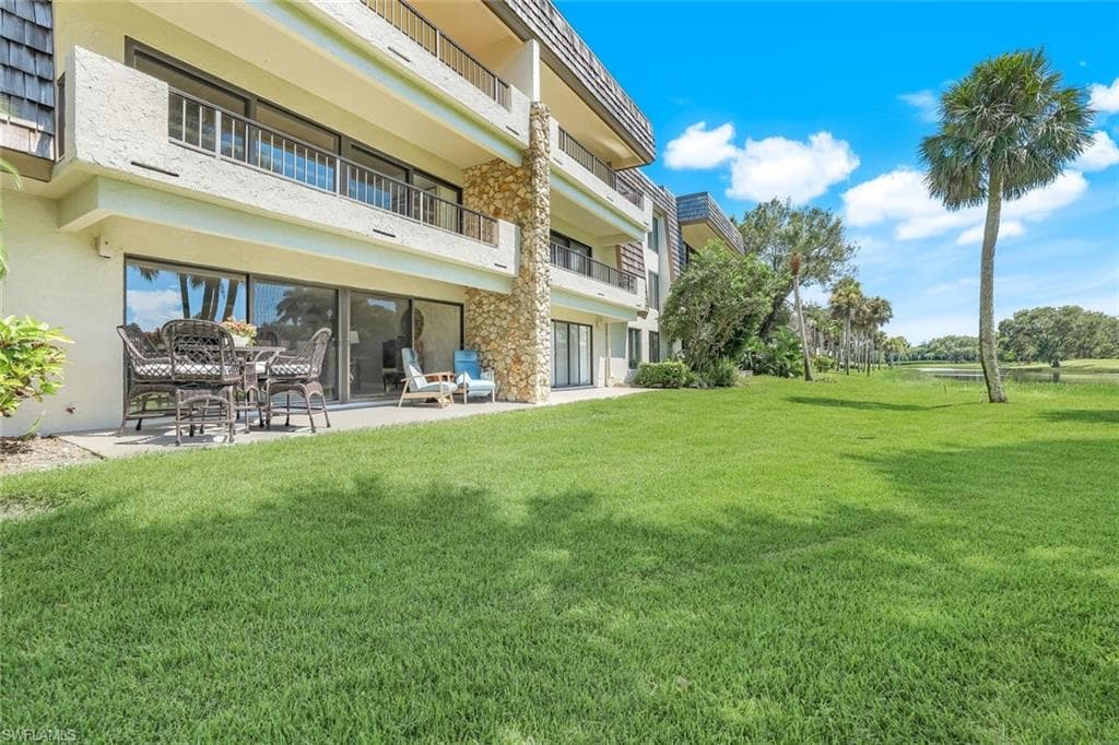 108 Wilderness Dr 132, Naples, FL 34105-6